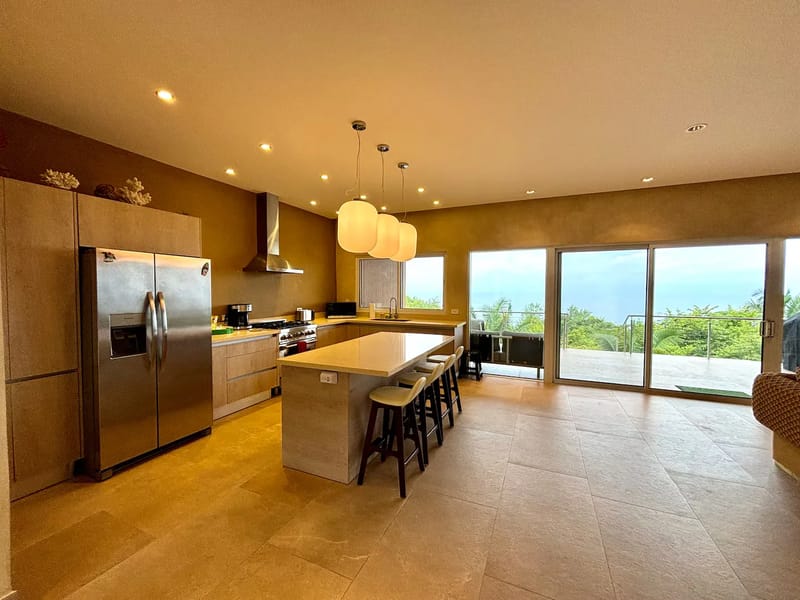 MT-05 — Ocean View Family Vacation Villa