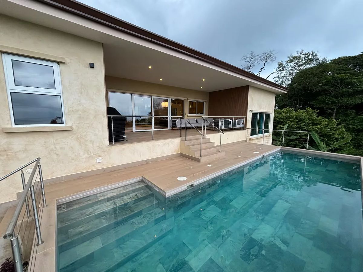 MT-05 — Ocean View Family Vacation Villa