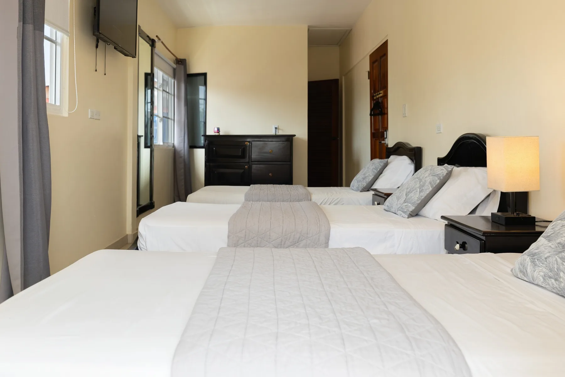 Marea 8 | Bocas Town