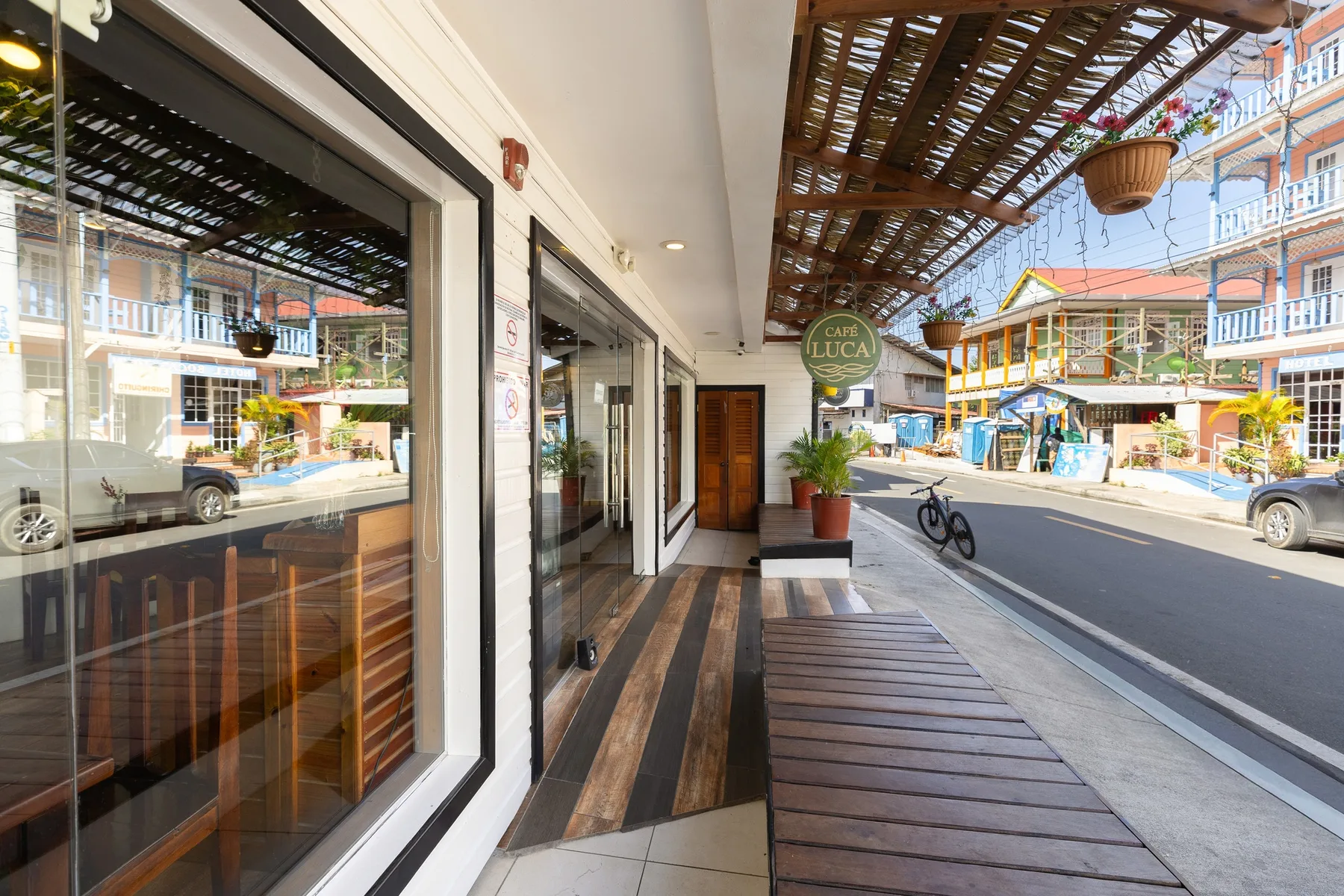 Marea 8 | Bocas Town