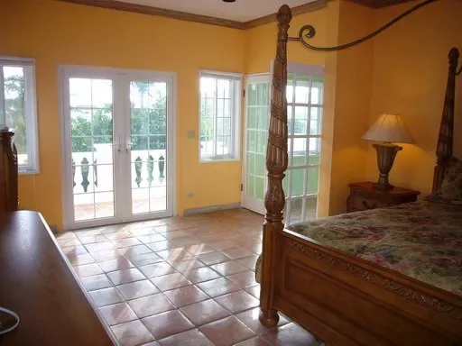 BH-06 — Bahamas Villa Rental in Nassau