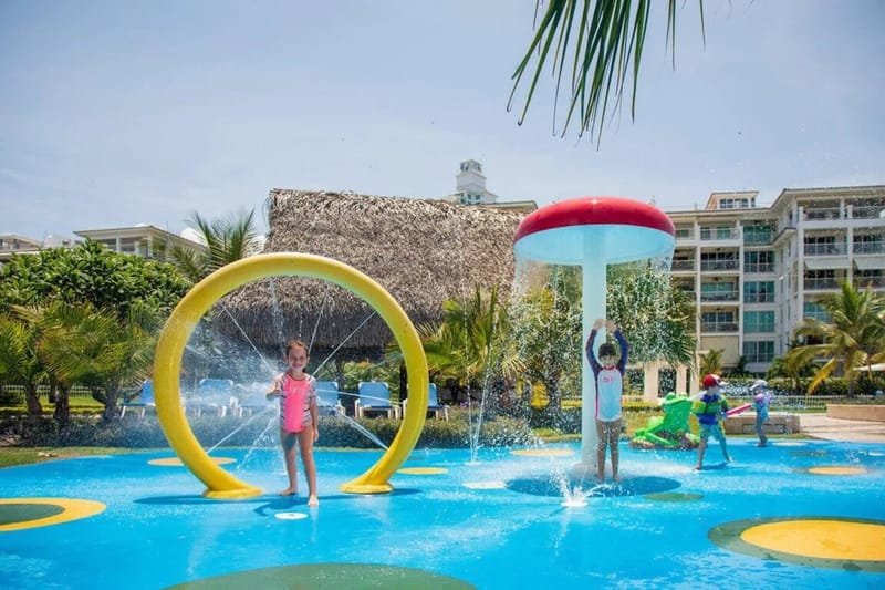 The Beach-Front Condo by AcoModo @Bijao