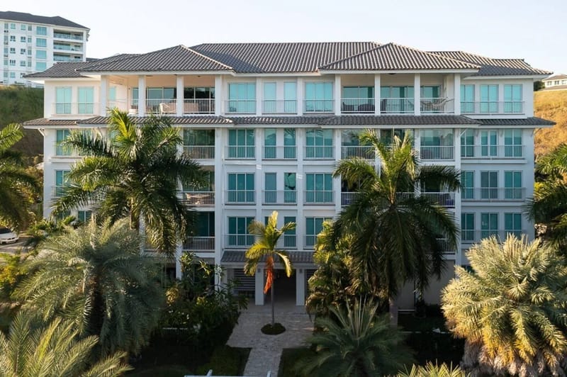 The Beach-Front Condo by AcoModo @Bijao