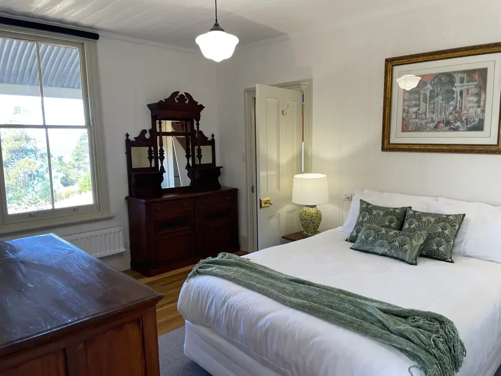 Queen bedroom