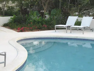 BH-10 — Bahamas Rental Home With Cable TV