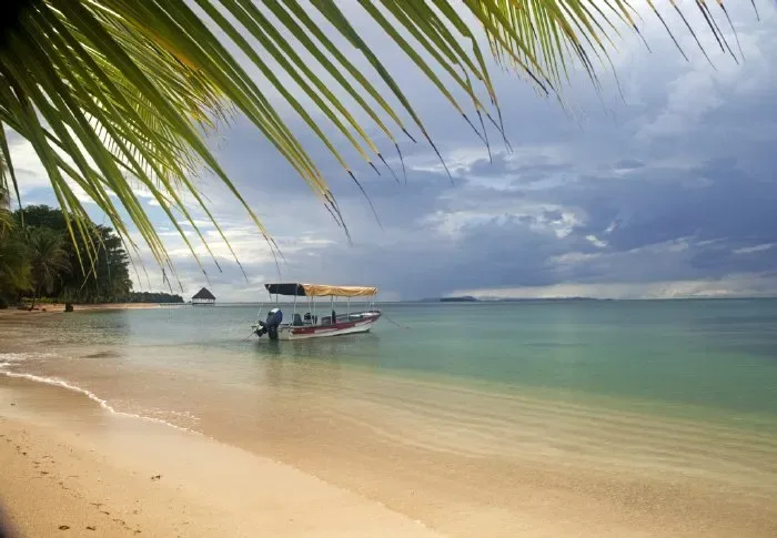 BT-04 — Bocas Del Toro Tropical Island Getaway