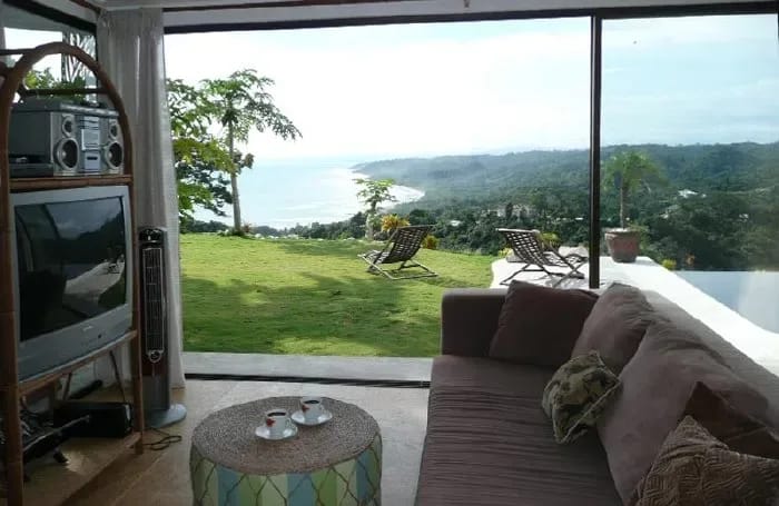 NI-07 — Mal Pais Beach House