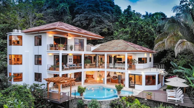 MA-21 — Costa Rica Family Vacation Luxury Villa in Manuel Antonio
