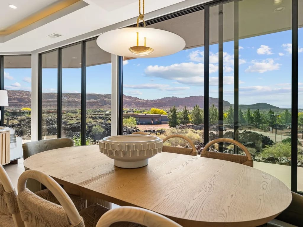 Photo from the property listing