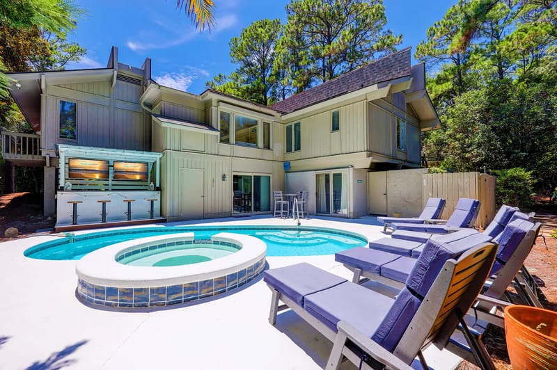 Private pool and spa
