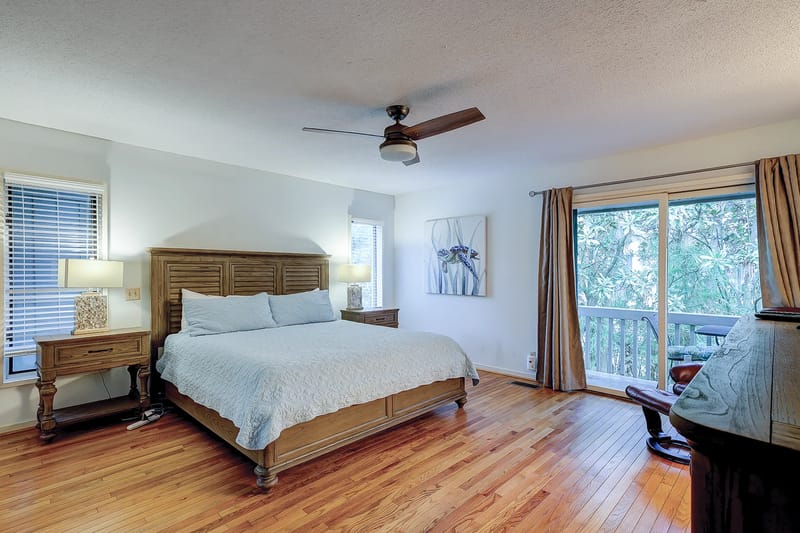 King bedroom