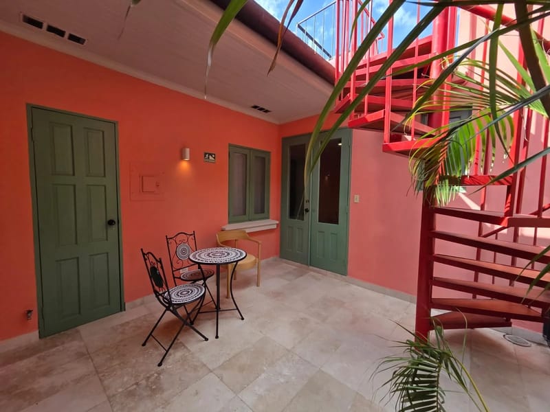 Casa AcoModo at Casco Viejo – 6BR Mansion w/ Pool