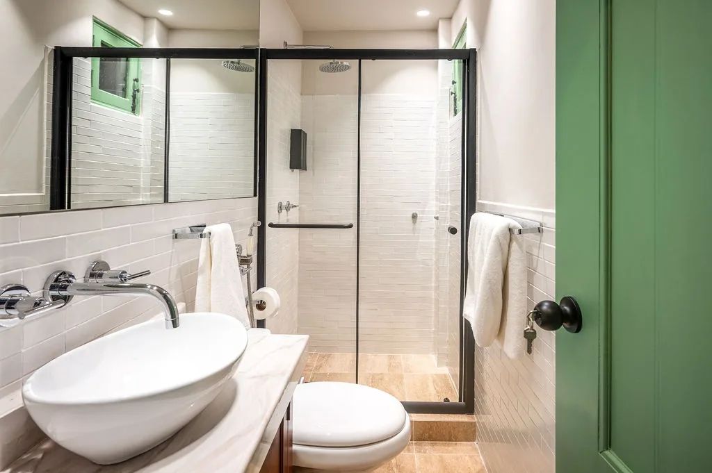 Casa AcoModo at Casco Viejo – 6BR Mansion w/ Pool