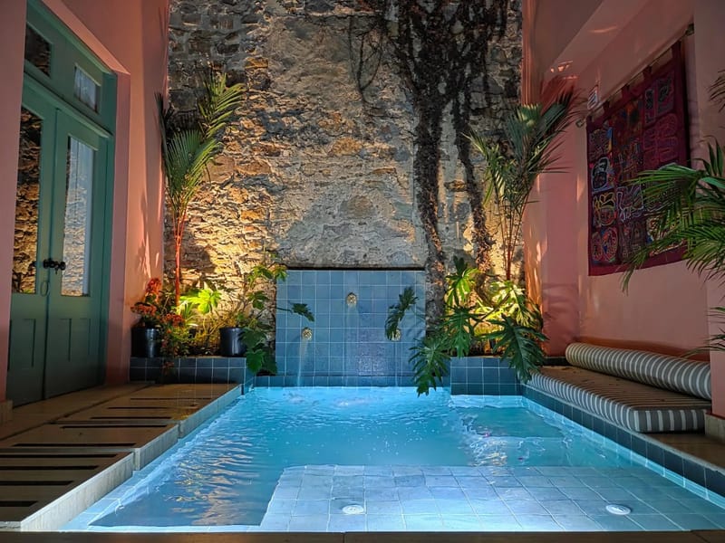 Casa AcoModo at Casco Viejo – 6BR Mansion w/ Pool
