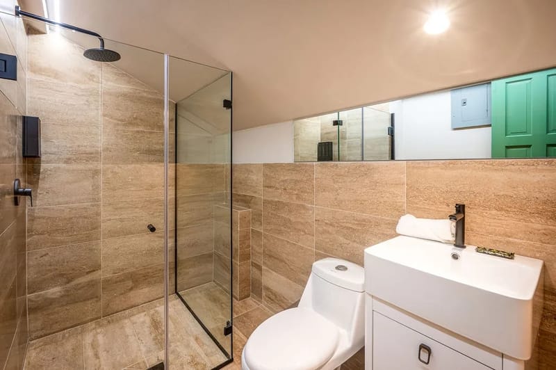 Casa AcoModo at Casco Viejo – 6BR Mansion w/ Pool
