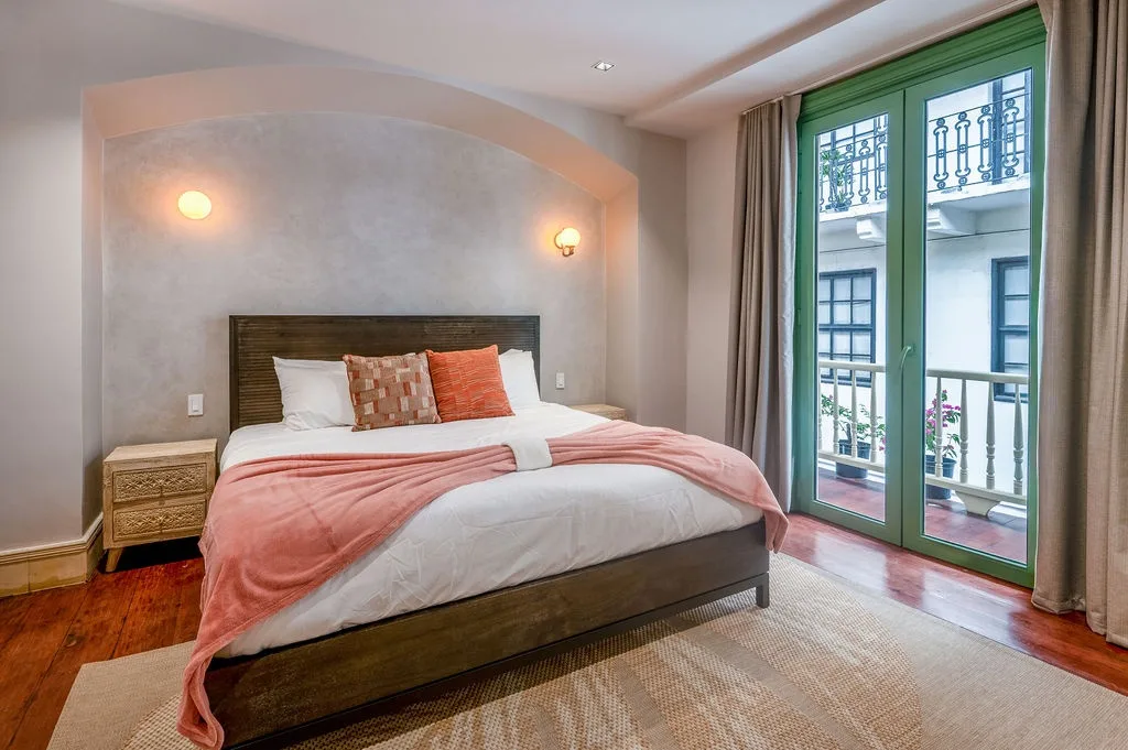 Casa AcoModo at Casco Viejo – 6BR Mansion w/ Pool