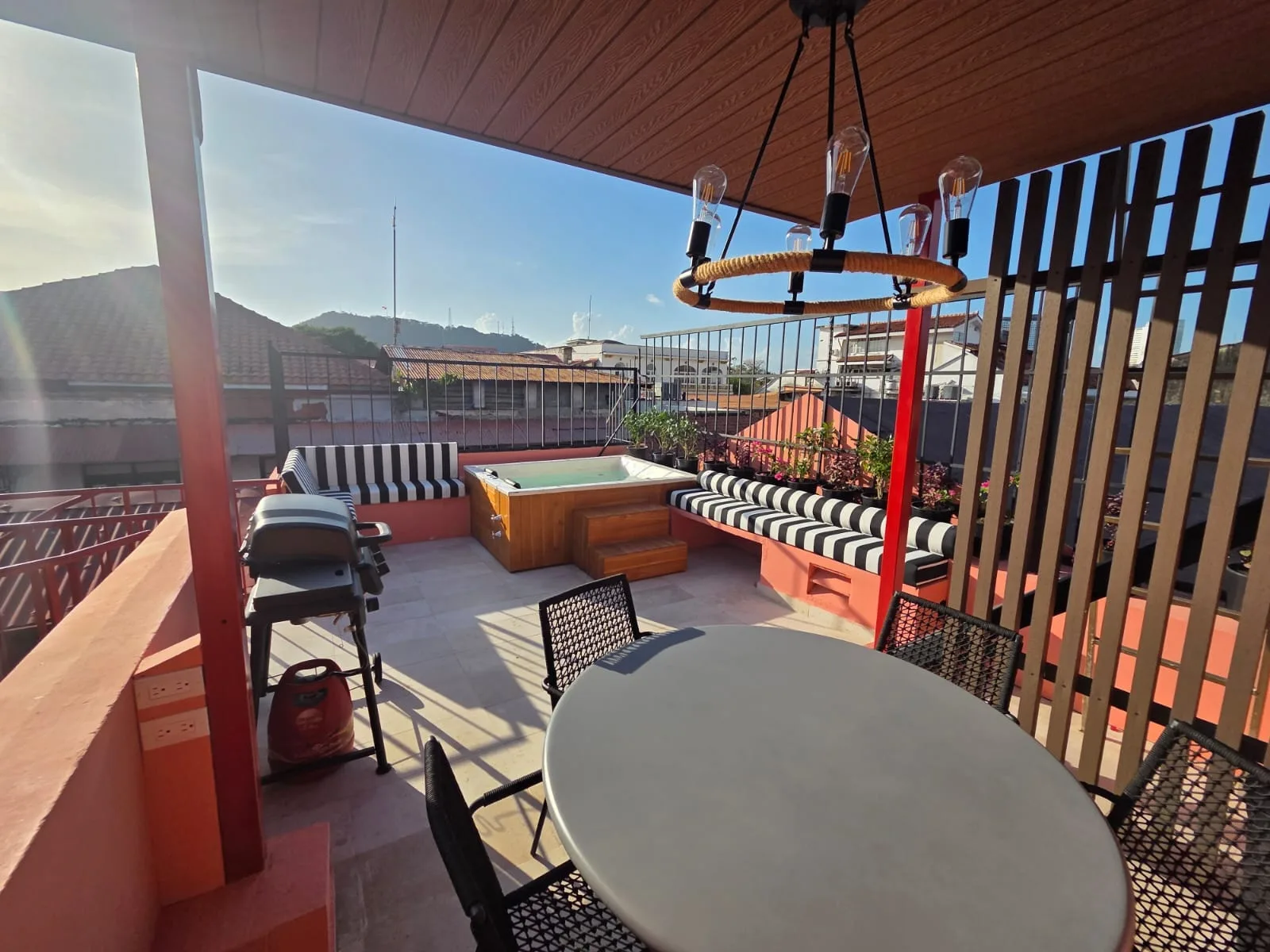 Casa AcoModo at Casco Viejo – 6BR Mansion w/ Pool