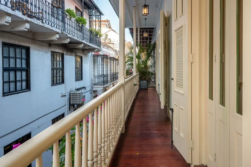 Casa AcoModo at Casco Viejo – 6BR Mansion w/ Pool
