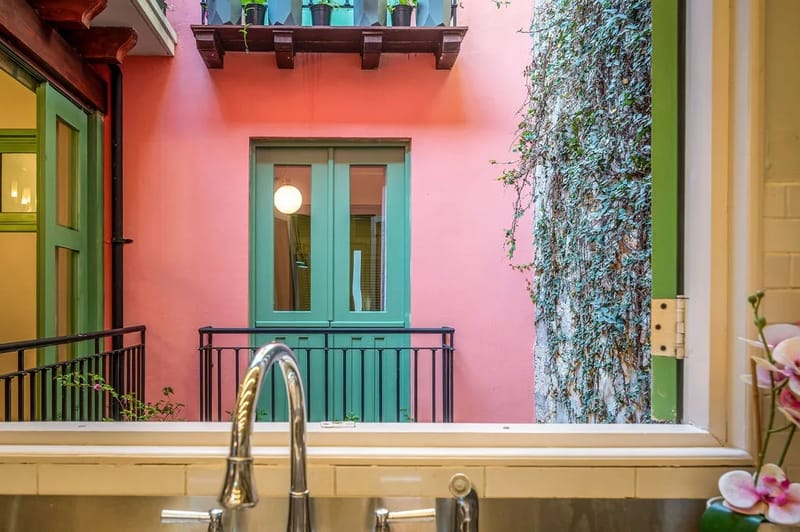 Casa AcoModo at Casco Viejo – 6BR Mansion w/ Pool