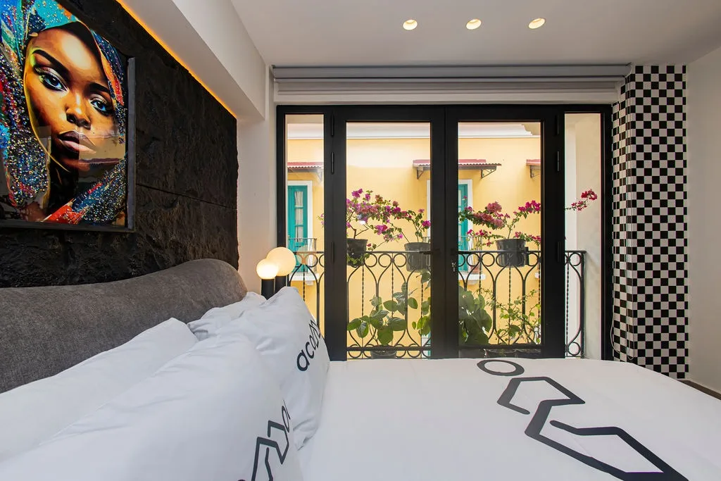 The Stallion by AcoModo @Casco Viejo-Top Location