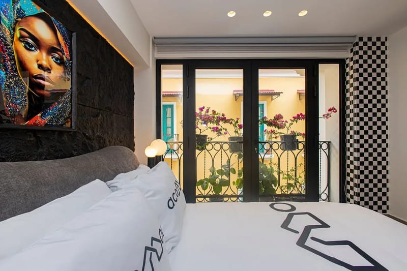 The Stallion by AcoModo @Casco Viejo-Top Location