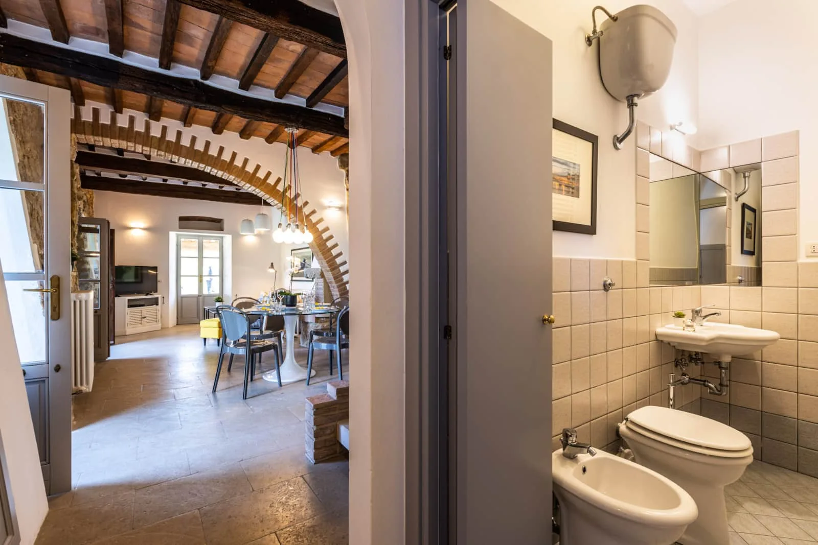 Additional WC and laundry