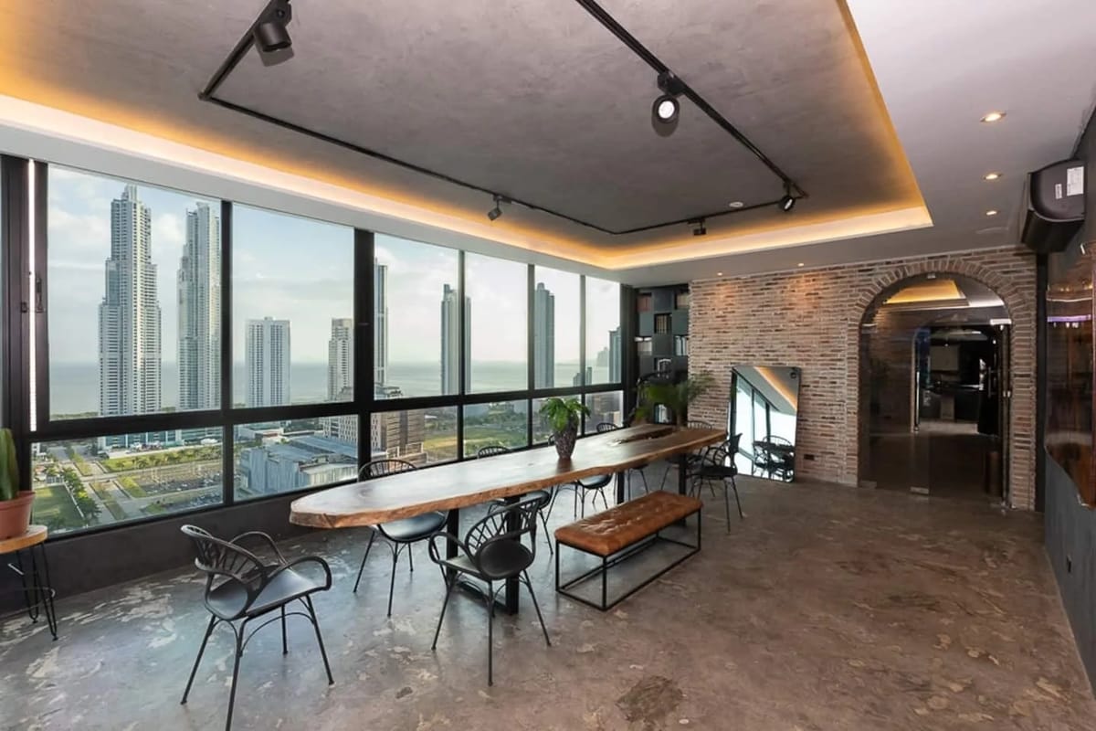 The Skyline Penthouse by AcoModo @Costa del Este