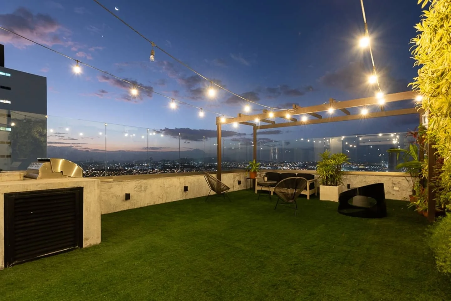 The Skyline Penthouse by AcoModo @Costa del Este