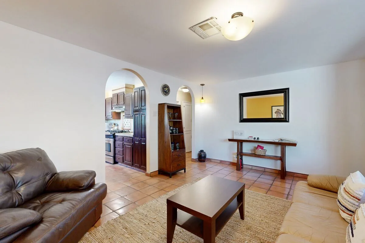 Avenida Mendoza Escape — property gallery