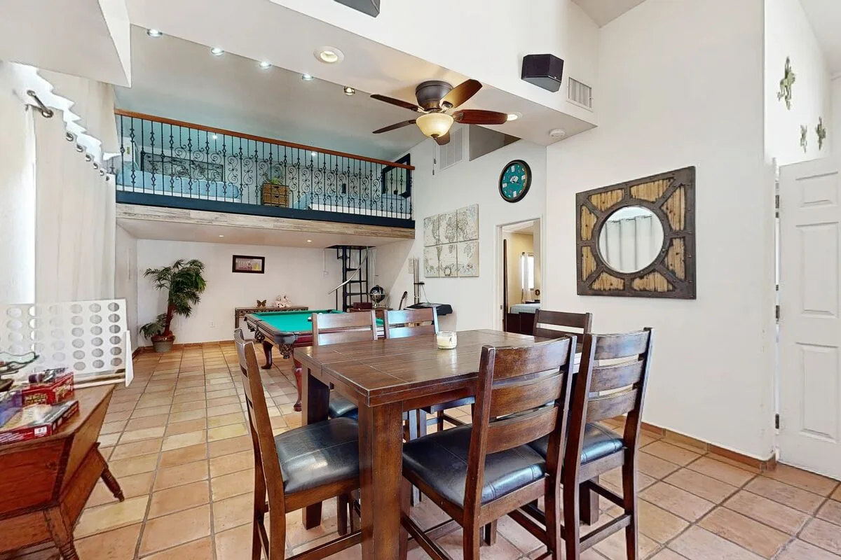 Avenida Mendoza Escape — property gallery