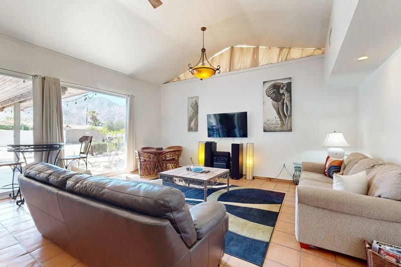 Avenida Mendoza Escape — property gallery