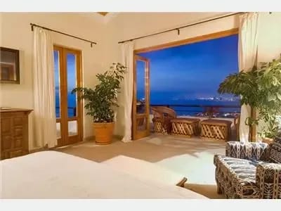 RZ-02 — Villa Overlooking Puerto Vallarta