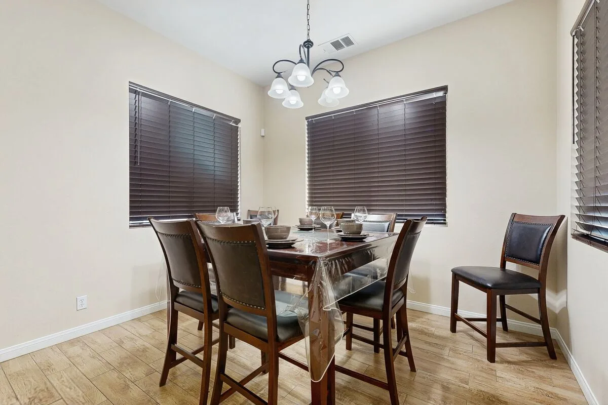 Photo from the property listing
