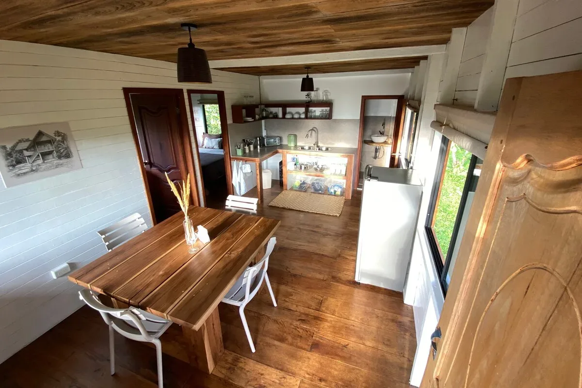 Espacio de cocina y comedor
