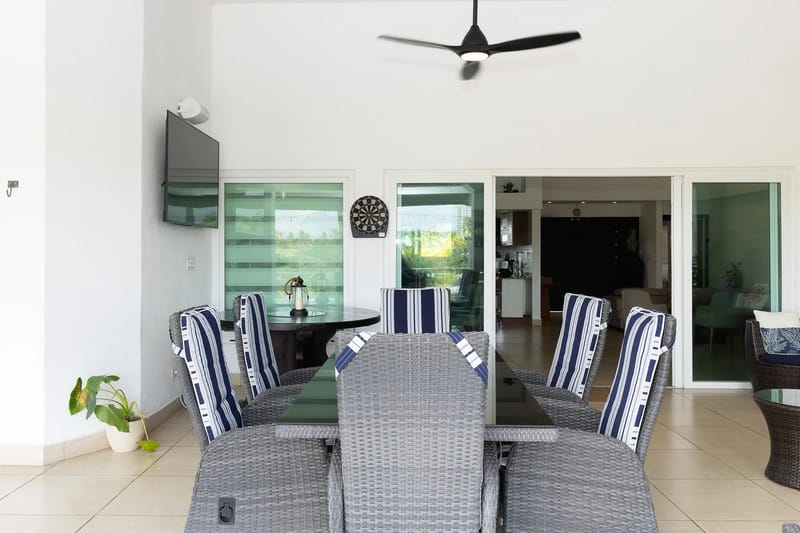 The Hamptons Villa By Acomodo @VistaMar