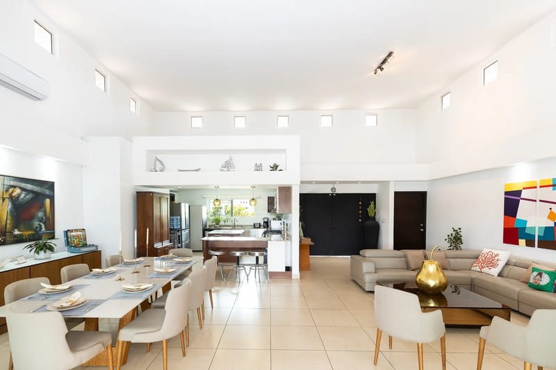 The Hamptons Villa By Acomodo @VistaMar