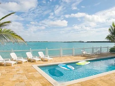 BH-04 — Bahamas Rental With Wireless Internet