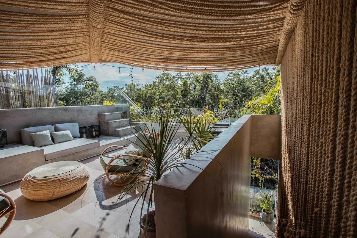 Designer Penthouse w/ Rooftop Infinity Pool