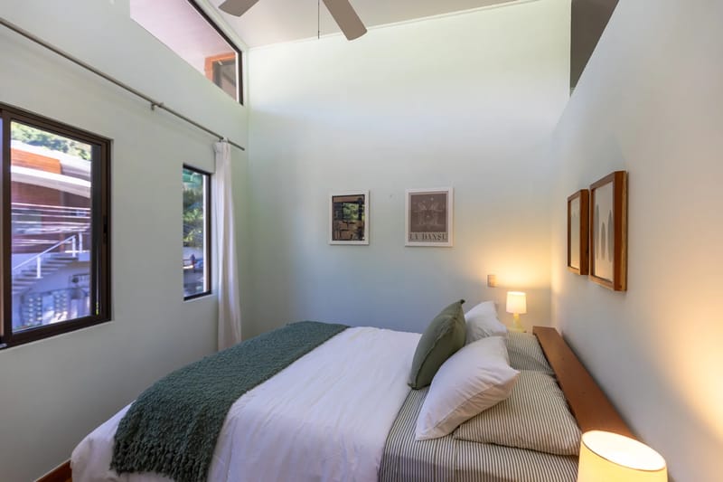 Olo Alaia Sand&Sea #1 (second upstairs) · 6