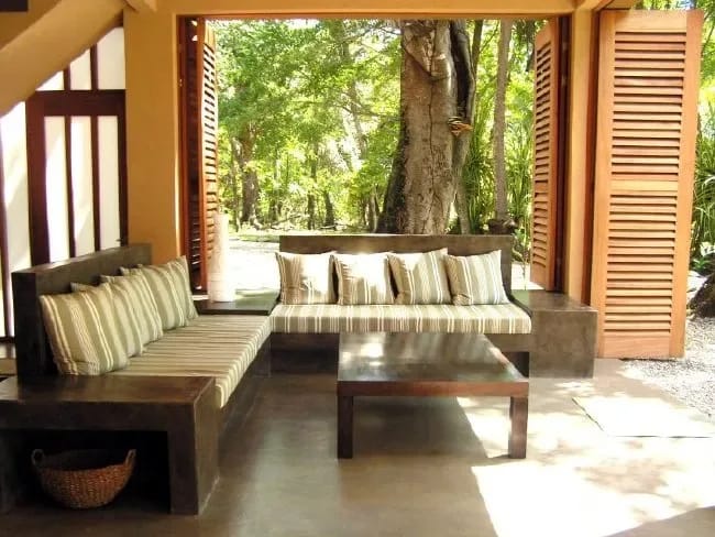 NI-08 — Beachfront Villa on the Nicoya Peninsula