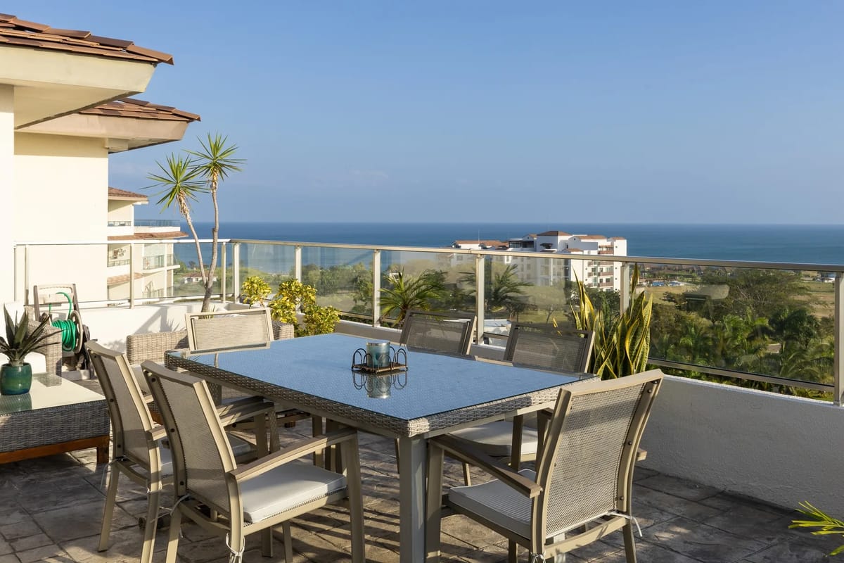 The Ventura Penthouse by AcoModo @Casamar