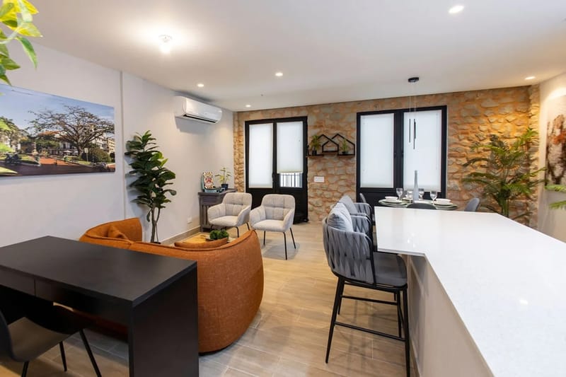 The Regal Condo by AcoModo @Casco Viejo