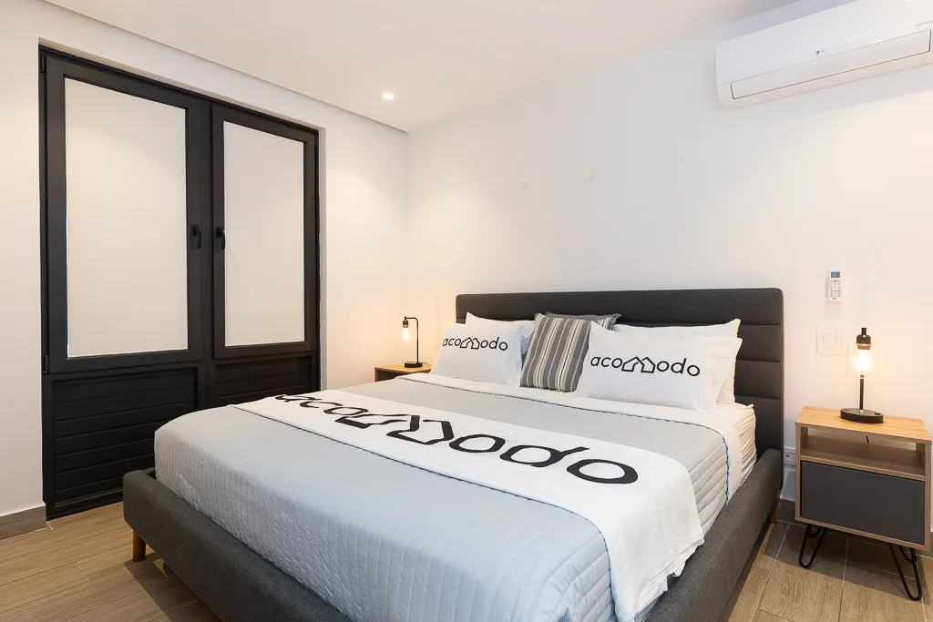 The Zafiro Condo by AcoModo @Casco Viejo