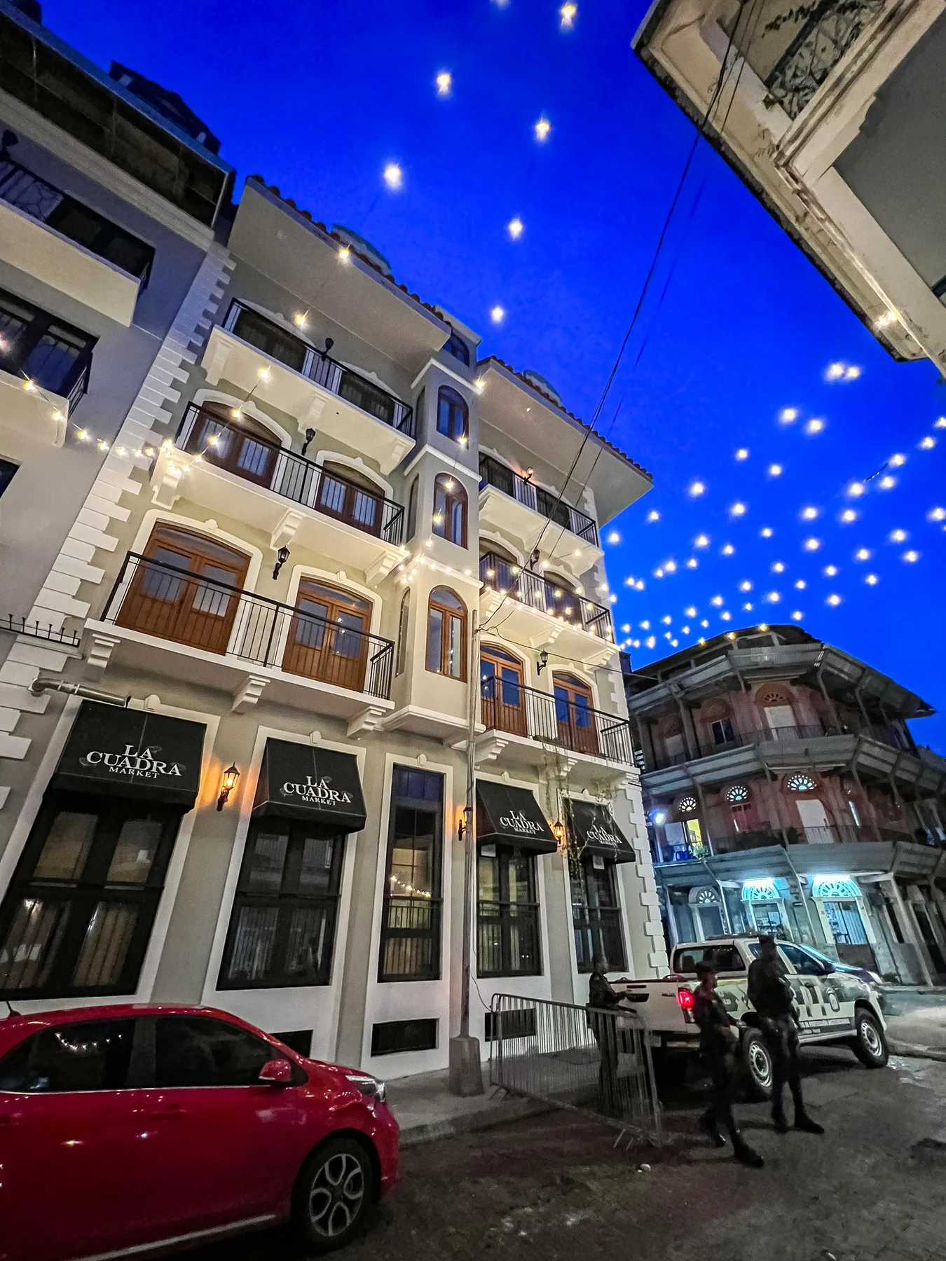 The Zafiro Condo by AcoModo @Casco Viejo