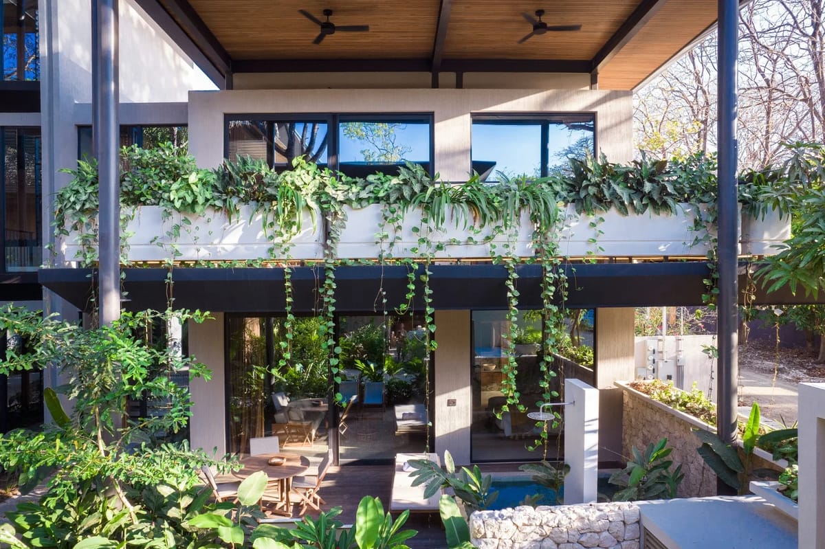 Quin | Jacuzzi Residence · 1