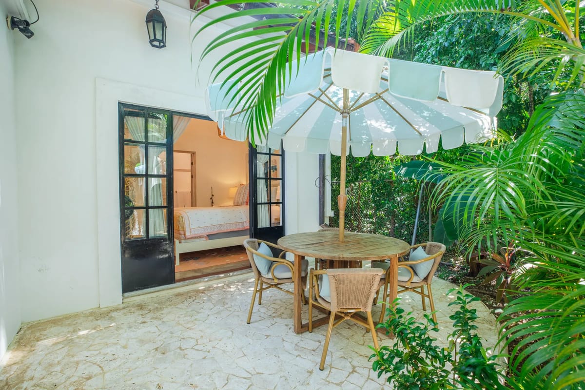 Montecito · 4