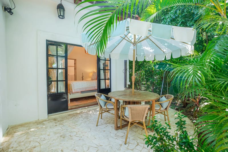 Montecito · 4