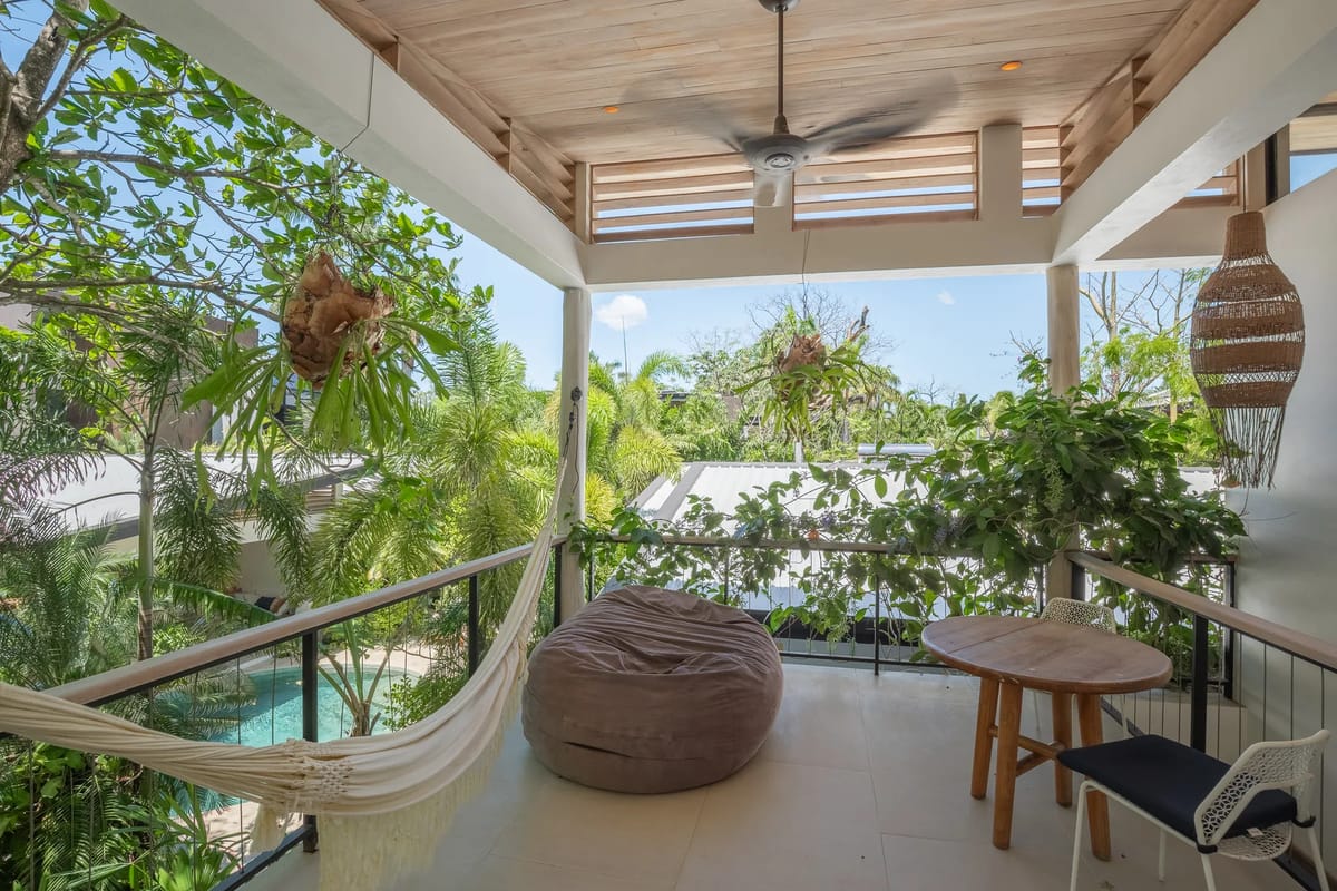 Tres Olas Main House · 3