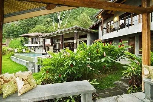 DO-12 — Dominical Luxury Villa With Large Private Pool