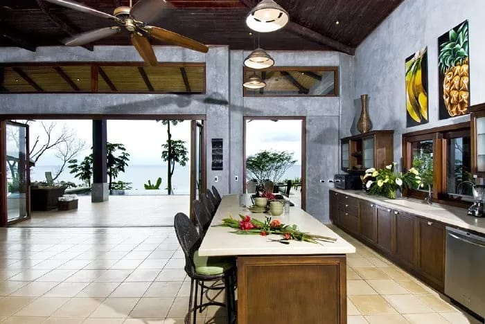 DO-12 — Dominical Luxury Villa With Large Private Pool